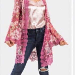 Jolie and Joy floral lace kimono size (m)
